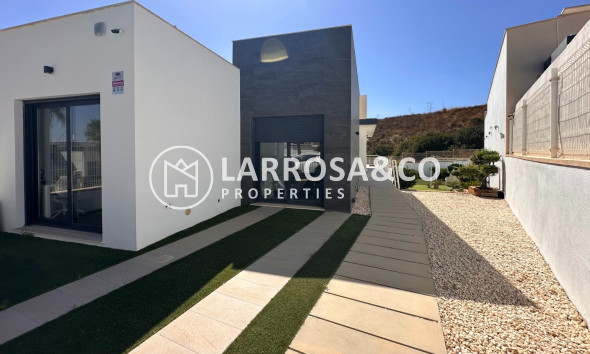 Resale - Detached House/Villa - San Miguel de Salinas - Inland