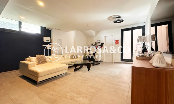 Resale - Detached House/Villa - San Miguel de Salinas - Inland