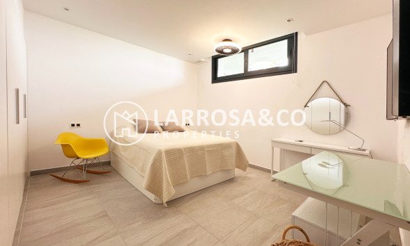Resale - Detached House/Villa - San Miguel de Salinas - Inland