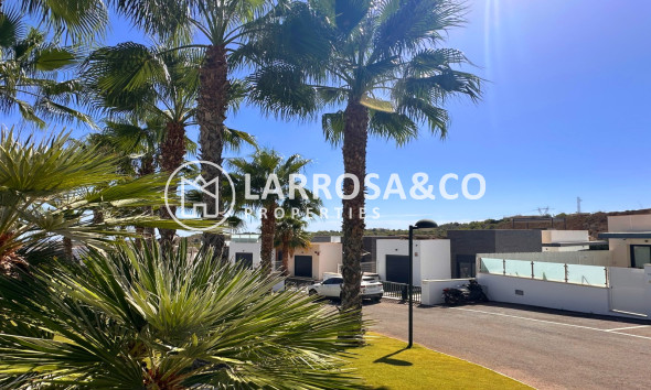 Resale - Detached House/Villa - San Miguel de Salinas - Inland