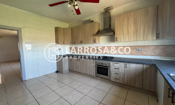 Resale - Country house - Dolores - Comunidad valenciana