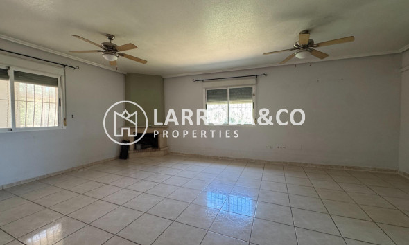 Resale - Country house - Dolores - Comunidad valenciana