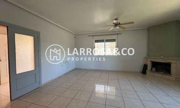 Resale - Country house - Dolores - Comunidad valenciana