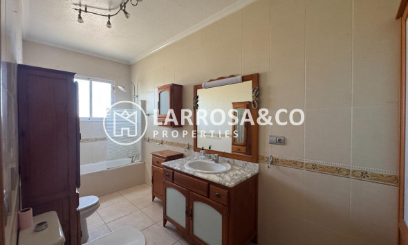 Resale - Country house - Dolores - Comunidad valenciana