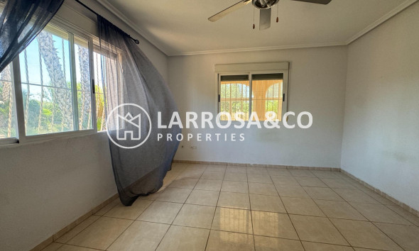 Resale - Country house - Dolores - Comunidad valenciana