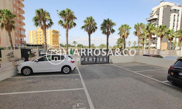 Resale - Apartment - Guardamar del Segura - Avenida del Puerto