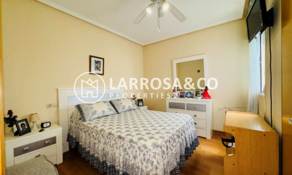 Resale - Apartment - La Mata - Costa Blanca