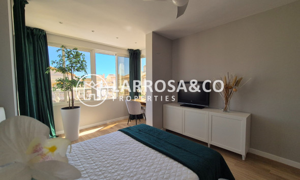 Resale - Semi-detached house - Alicante - Costa Blanca