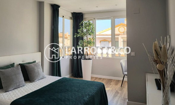 Resale - Semi-detached house - Alicante - Costa Blanca