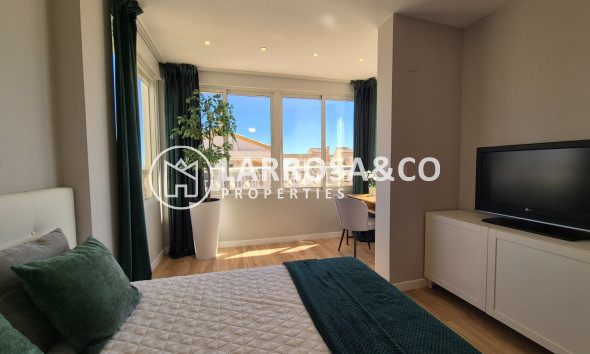 Resale - Semi-detached house - Alicante - Costa Blanca