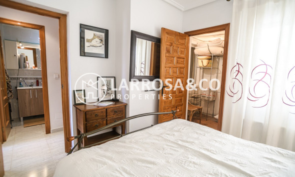Resale - Apartment - Alicante - Costa Blanca