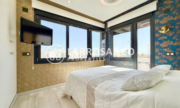 Resale - Detached House/Villa - Cabo Roig - Costa blanca