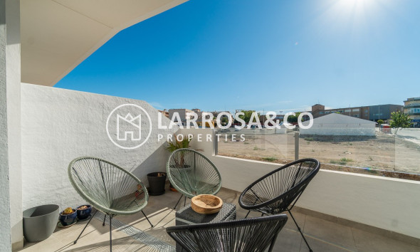 Reventa - Apartamento - San Miguel de Salinas - Inland