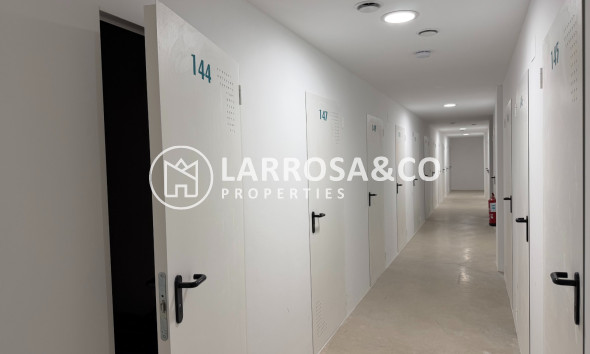 Reventa - Apartamento - San Miguel de Salinas - Inland