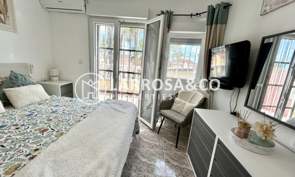Resale - Semi-detached house - Cabo Roig - Costa blanca