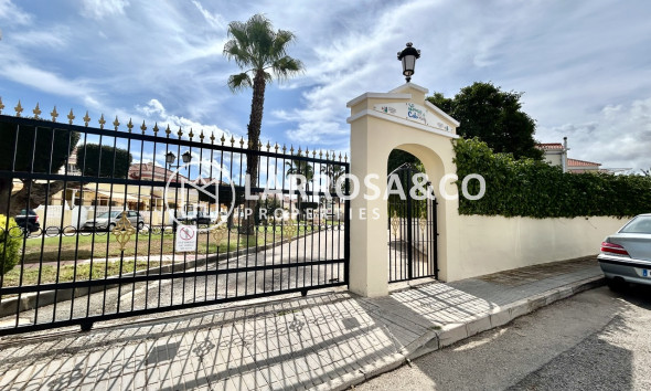 Resale - Semi-detached house - Cabo Roig - Costa blanca