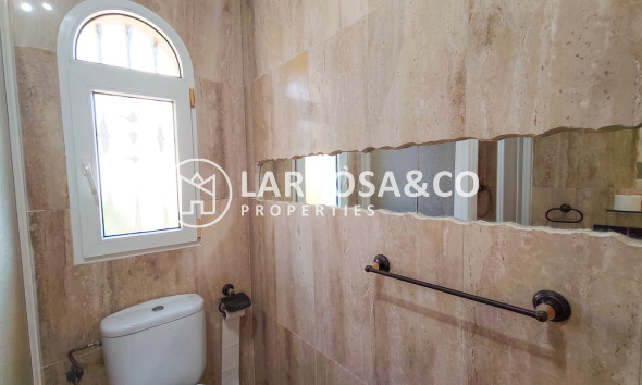 Resale - Detached House/Villa - Villamartin - Costa Blanca