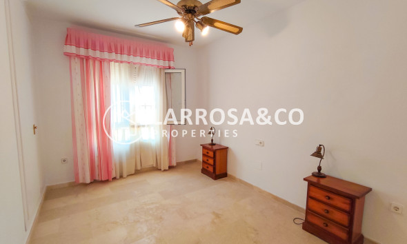 Resale - Detached House/Villa - Villamartin - Costa Blanca