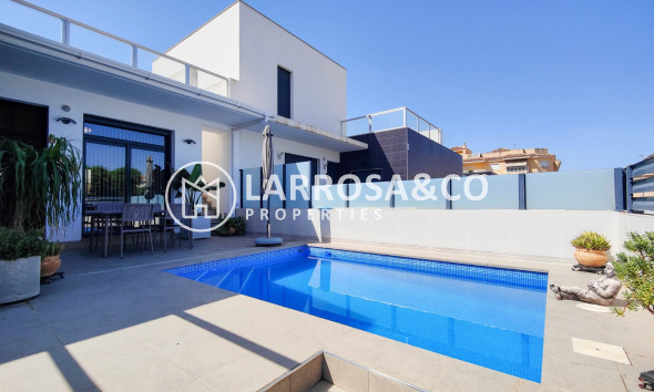Resale - Detached House/Villa - Formentera del Segura - Costa Blanca