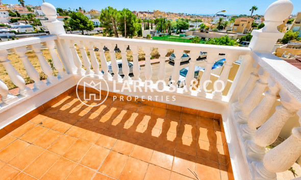 Resale - Detached House/Villa - Villamartin - Costa Blanca