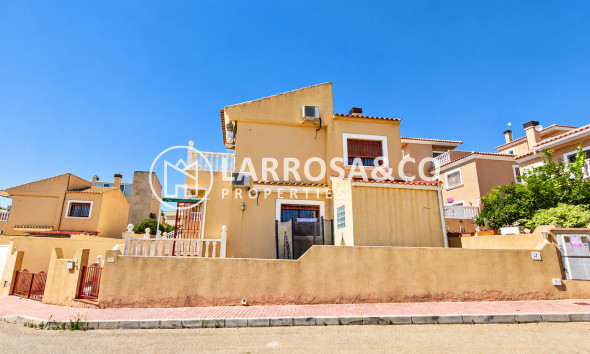 Resale - Detached House/Villa - Villamartin - Costa Blanca
