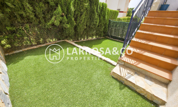 Resale - Apartment - Villamartin - Costa Blanca