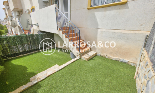 Resale - Apartment - Villamartin - Costa Blanca