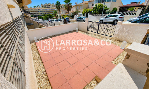 Resale - Apartment - Villamartin - Costa Blanca