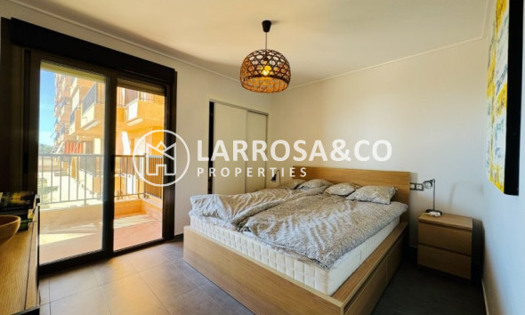Resale - Apartment - La Mata - Costa Blanca