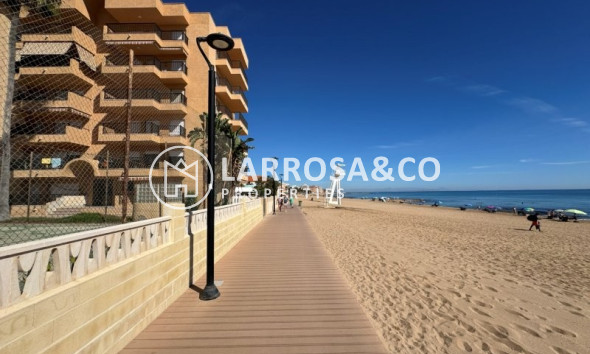 Resale - Apartment - La Mata - Costa Blanca