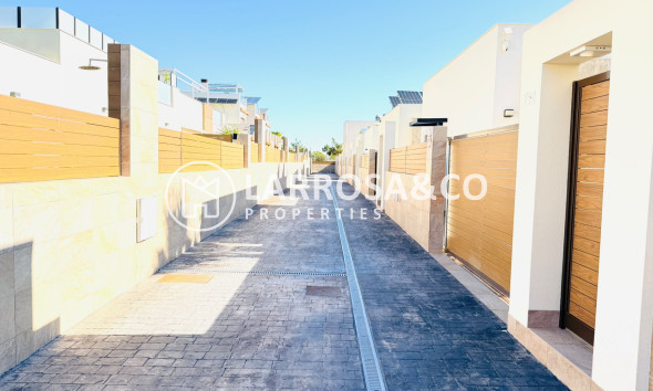 Resale - Semi-detached house - Los Montesinos - Costa Blanca
