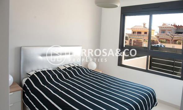 Resale - Apartment - Pilar de la Horadada - Mil Palmeras