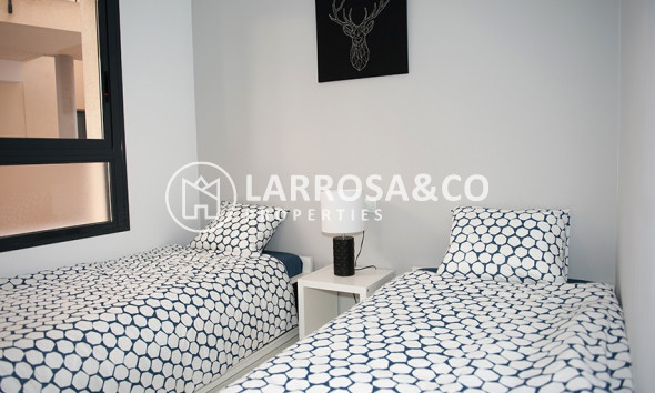 Resale - Apartment - Pilar de la Horadada - Mil Palmeras