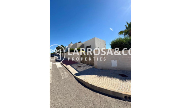Resale - Detached House/Villa - Benijofar - Costa Blanca
