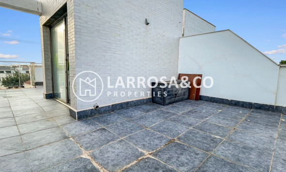 Resale - Semi-detached house - Pilar de la Horadada - Costa Blanca