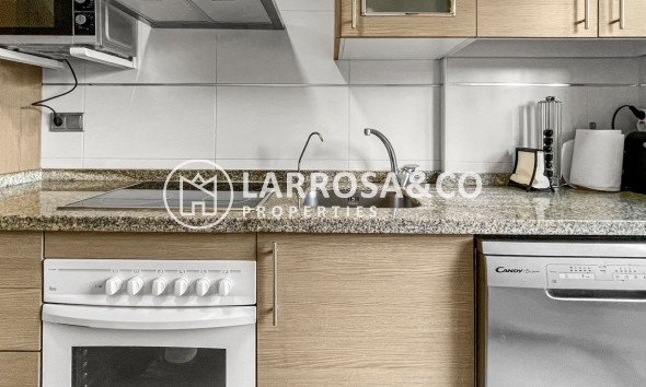 Resale - Semi-detached house - Pilar de la Horadada - Costa Blanca