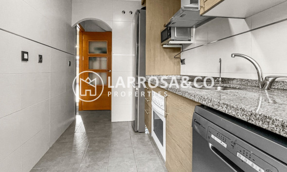 Resale - Semi-detached house - Pilar de la Horadada - Costa Blanca
