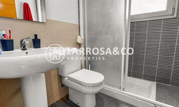 Resale - Semi-detached house - Pilar de la Horadada - Costa Blanca