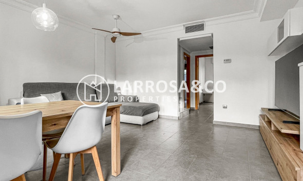 Resale - Semi-detached house - Pilar de la Horadada - Costa Blanca