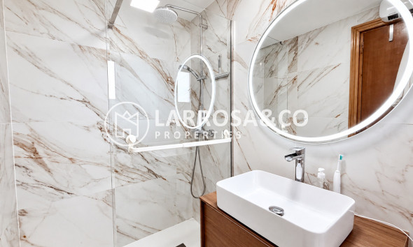 Resale - Apartment - Alicante - Costa Blanca