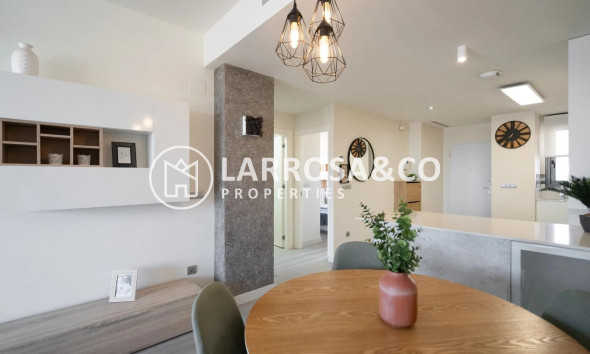 Resale - Apartment - Guardamar del Segura - puerto deportivo