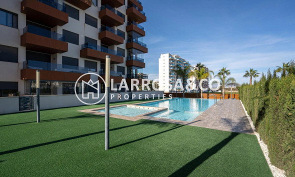Resale - Apartment - Guardamar del Segura - puerto deportivo