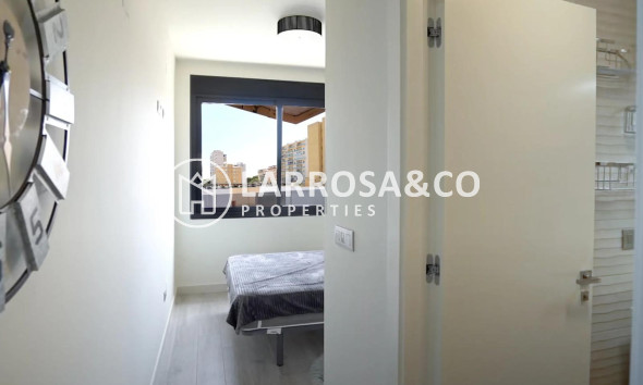Resale - Apartment - Guardamar del Segura - puerto deportivo