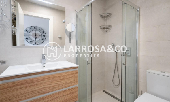 Resale - Apartment - Guardamar del Segura - puerto deportivo