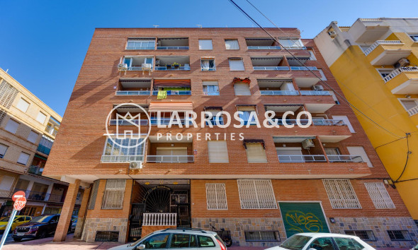 Herverkoop - Apartment - Torrevieja - Playa del Acequión