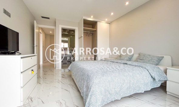 Вторичный рынок - Дом - Villamartin - Costa Blanca
