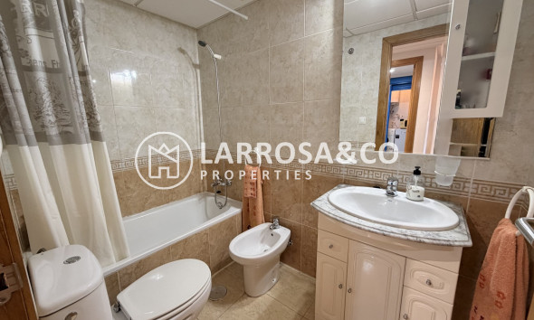 Resale - Apartment - Guardamar del Segura - SUP 7