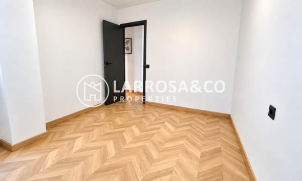 Вторичный рынок - Apartment / Duplex - Торревьеха - torrevieja