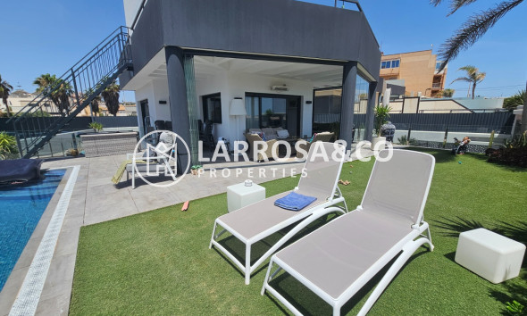 Resale - Semi-detached house - Torrevieja - Los Frutales