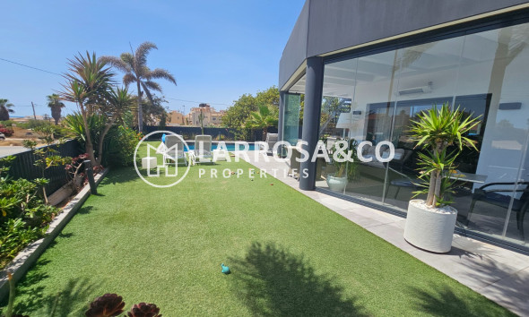 Resale - Semi-detached house - Torrevieja - Los Frutales